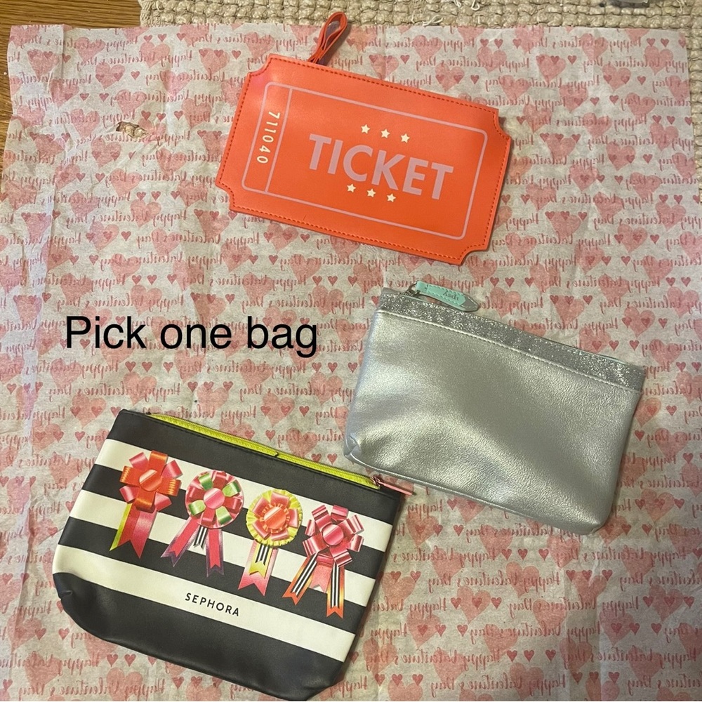 Big makeup bundle - Picture 10 of 10